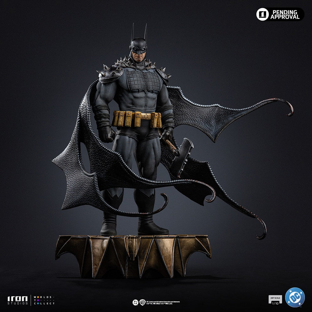 Batman Absolute 1:10 Scale Statue