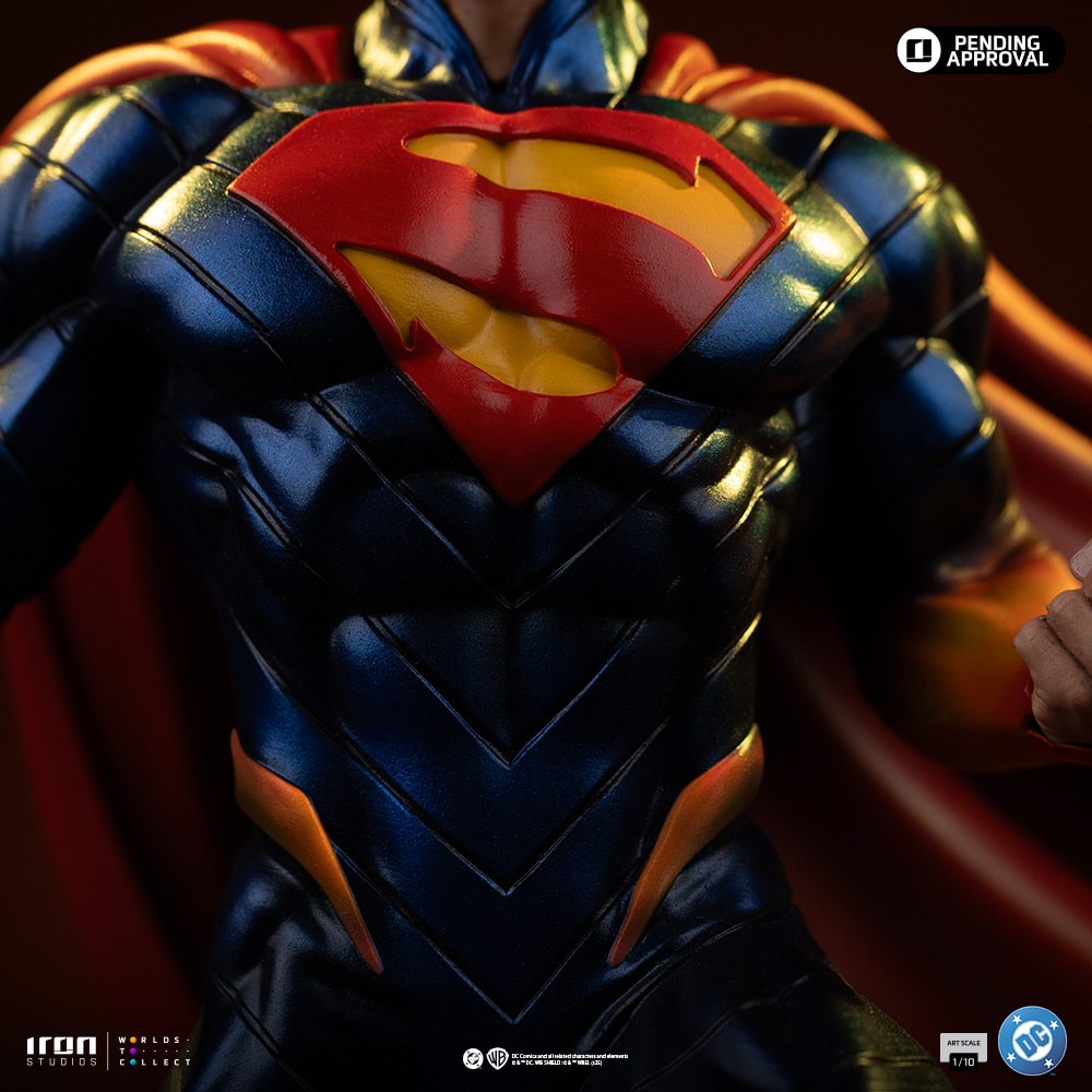 Superman Absolute 1:10 Scale Statue